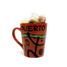 Cargar imagen en el visor de la galería, Taza con disenos tainos y dulces surtidos 4 piezas.
